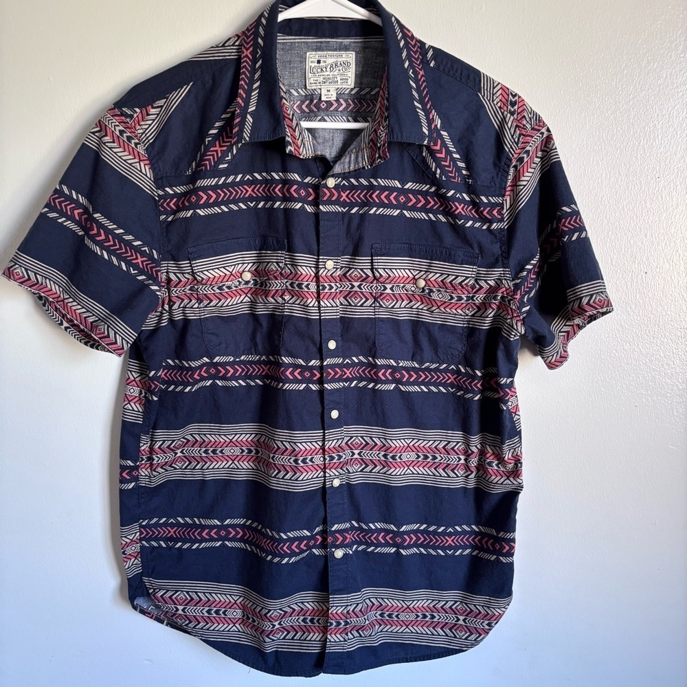 ⭐️⭐️⭐️Men’s Lucky Brand Southwest Aztec Pearl Button short sleeve shirt Medium